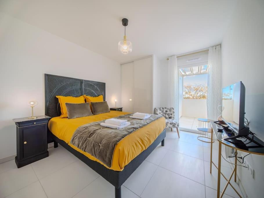 Le Square D'Evan - Appartement De Standing - Grande Terrasse Exterieure - Climatisation سانت أون المظهر الخارجي الصورة