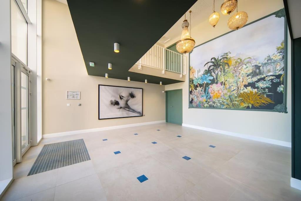 Le Square D'Evan - Appartement De Standing - Grande Terrasse Exterieure - Climatisation سانت أون المظهر الخارجي الصورة