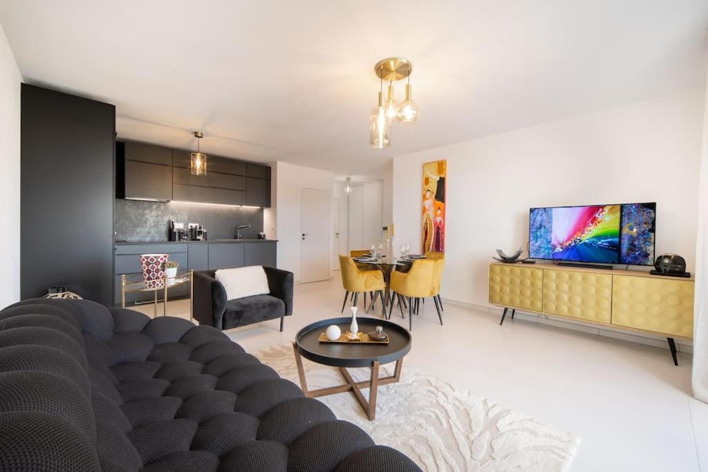 Le Square D'Evan - Appartement De Standing - Grande Terrasse Exterieure - Climatisation سانت أون المظهر الخارجي الصورة